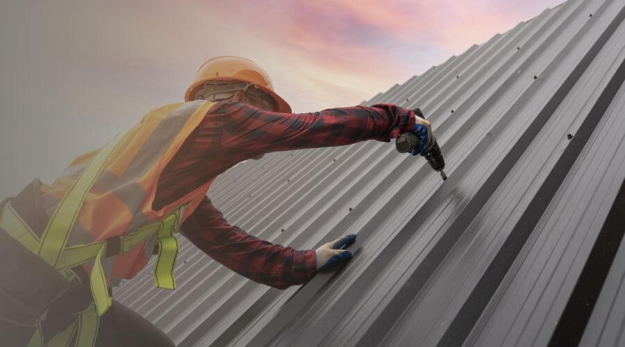 Professional gutter cleaning in Fort Jones, CA